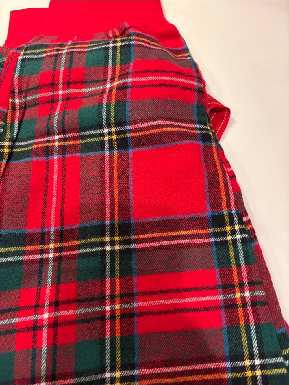 Old Navy Red Green Plaid Flannel Pajama Pants-style joggers! NWT - Picture 4 of 4